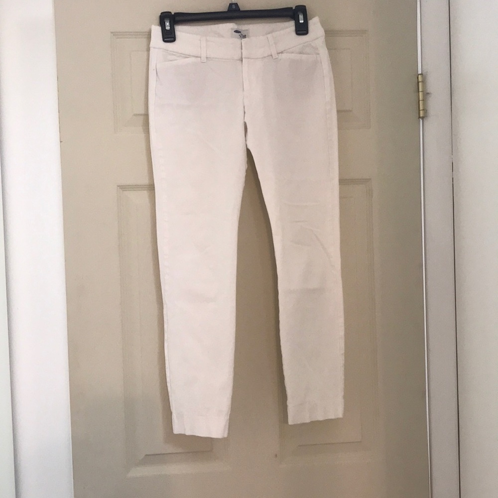 Old navy white cropped pants